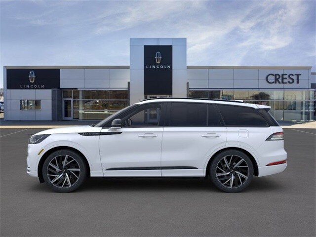 2025 Lincoln Aviator Black Label photo 3