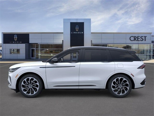 2026 Lincoln Nautilus Reserve photo 3