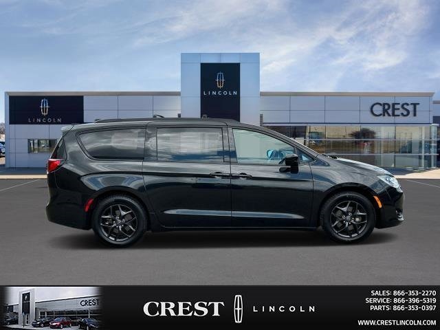 Used 2019 Chrysler Pacifica Touring L Plus with VIN 2C4RC1EG1KR569720 for sale in Sterling Heights, MI