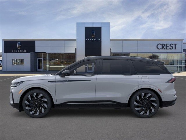 2026 Lincoln Nautilus Reserve photo 2