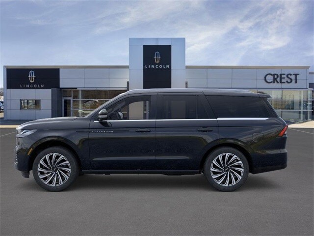 2025 Lincoln Navigator Black Label photo 3