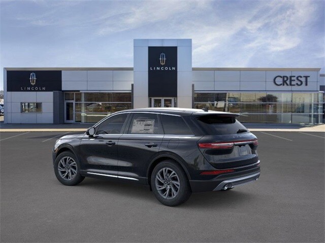 2025 Lincoln Corsair Premiere photo 3