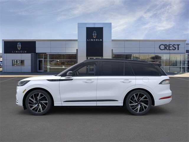 2025 Lincoln Aviator Black Label photo 3