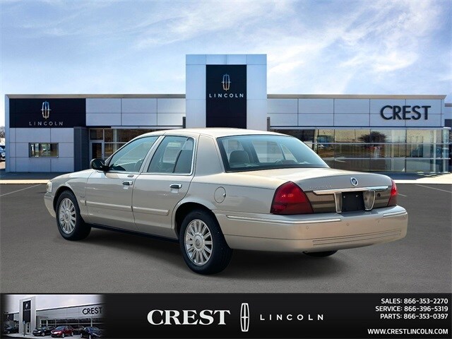 2010 Mercury Grand Marquis LS photo 4