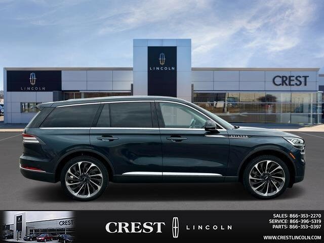 2023 Lincoln Aviator Reserve photo 2