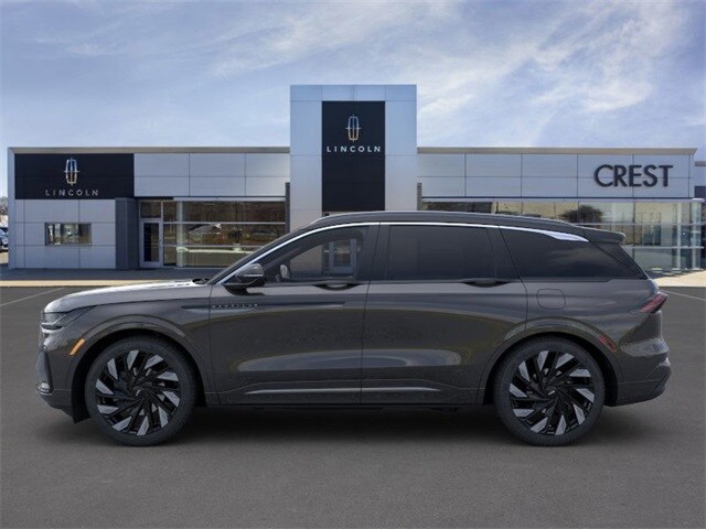 2025 Lincoln Nautilus Black Label photo 3