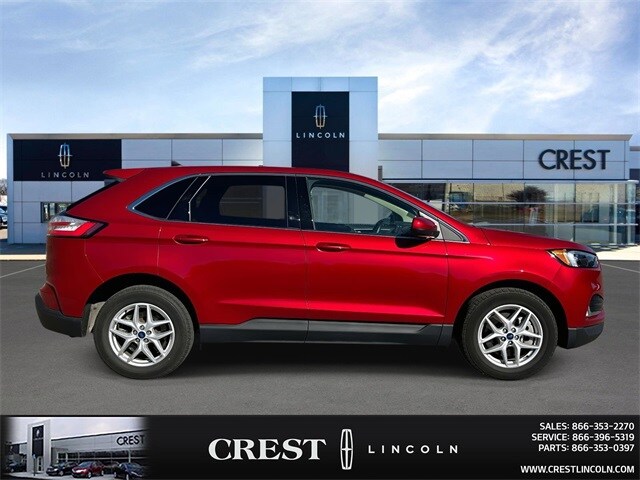 2022 Ford Edge SEL photo 2