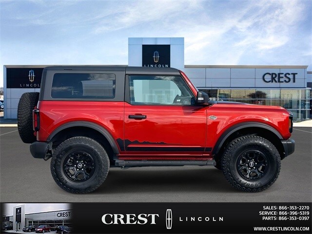 2023 Ford Bronco Wildtrak photo 2