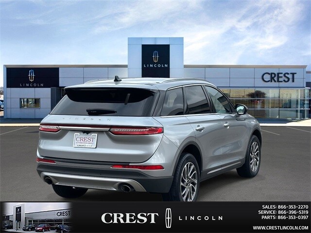 2022 Lincoln Corsair Standard photo 3