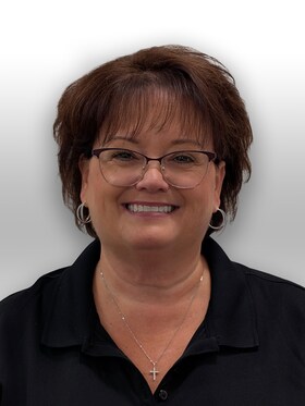 Staff member Pam Weishaar from ID_88f599849438