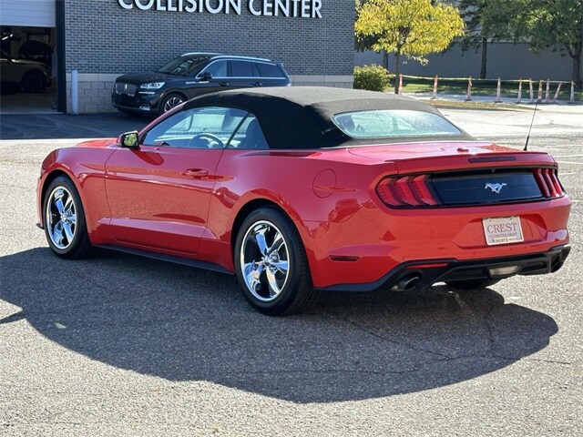 2018 Ford Mustang EcoBoost Premium Convertible photo 4
