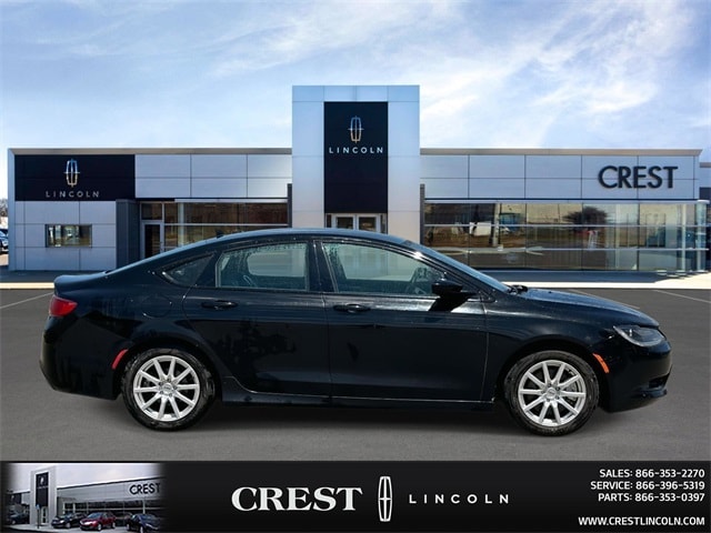 Used 2015 Chrysler 200 S with VIN 1C3CCCBB1FN559710 for sale in Sterling Heights, MI
