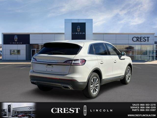 2021 Lincoln Nautilus Standard photo 3