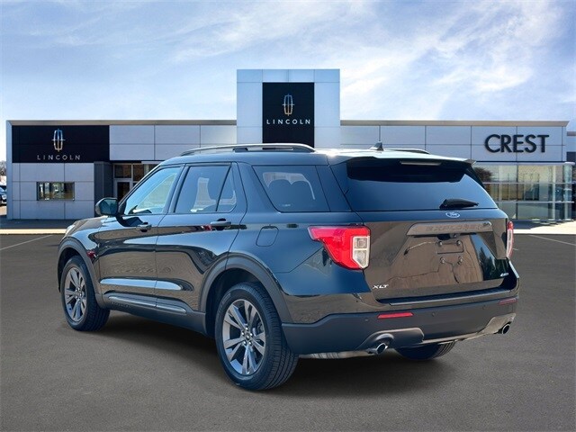 2021 Ford Explorer XLT photo 3