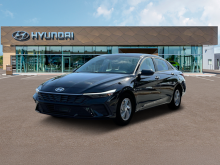 2025 Hyundai Elantra SE Sedan