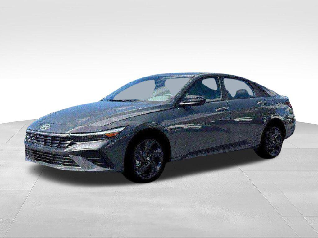 New 2026 Hyundai Elantra SEL Sport Sedan