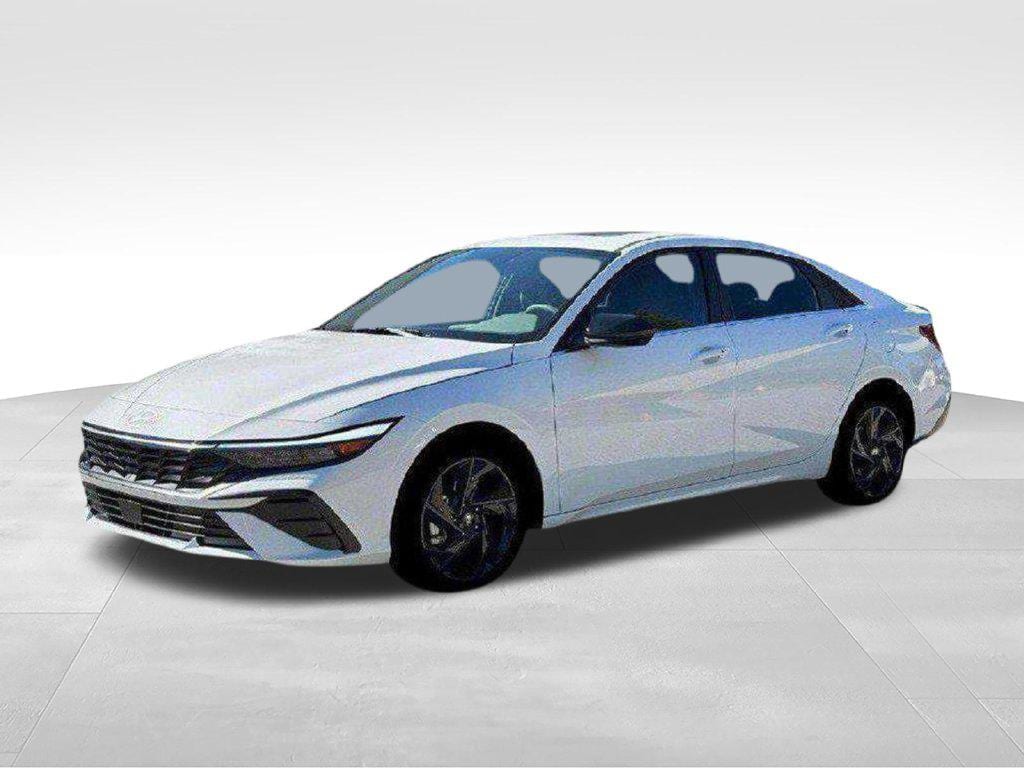 New 2026 Hyundai Elantra SEL Sport Sedan