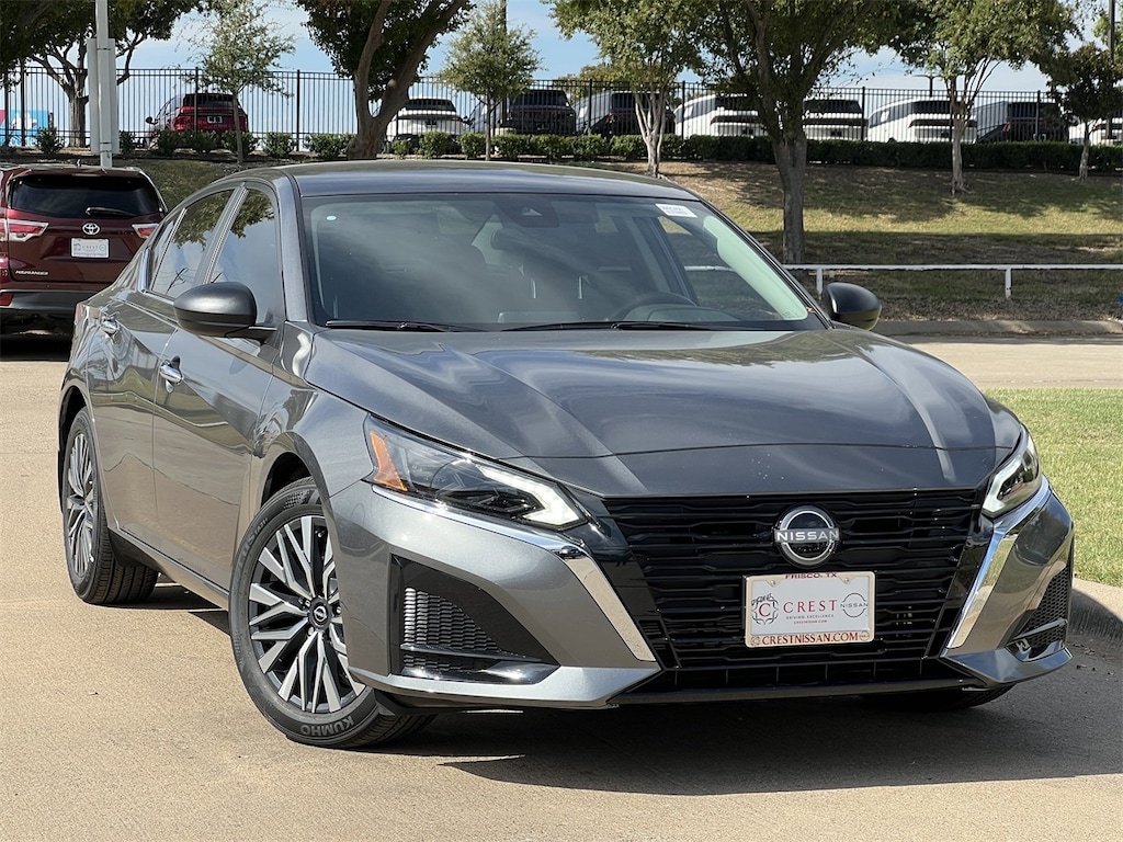 New 2025 Nissan Altima SV Sedan