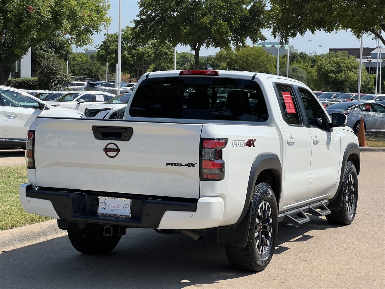 2024 Nissan Frontier PRO-4X photo 4