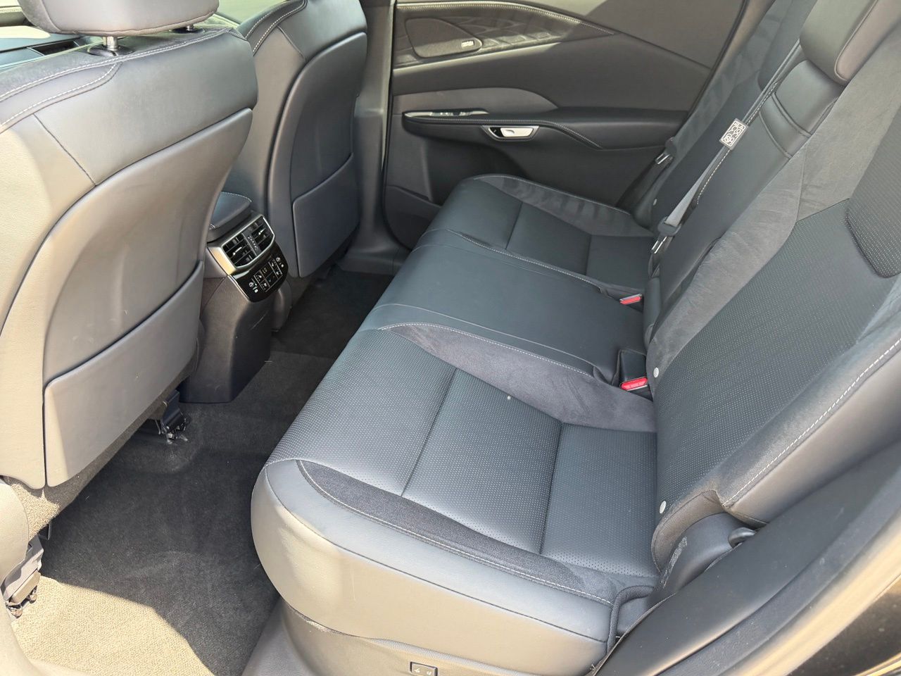 car-gallery-32
