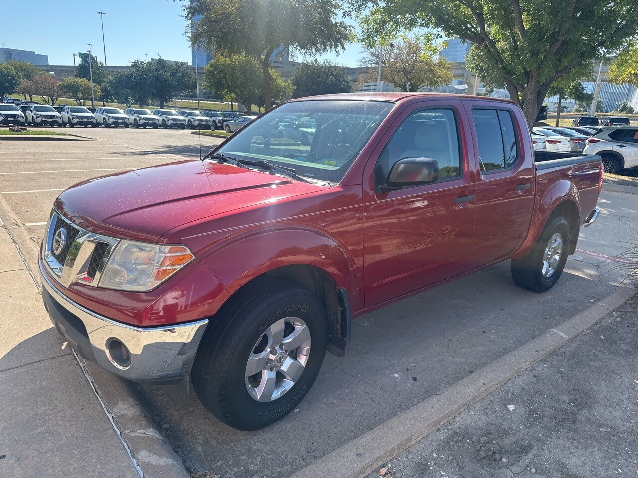 2009 Nissan Frontier SE photo 2