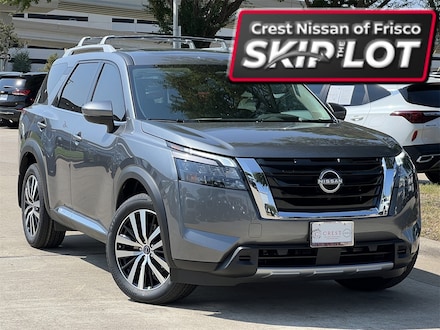 2025 Nissan Pathfinder Platinum SUV