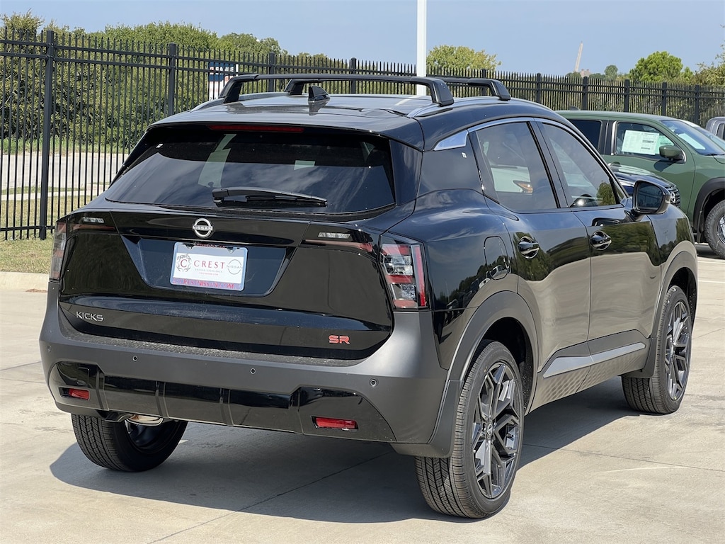 New 2026 Nissan Kicks SR SUV