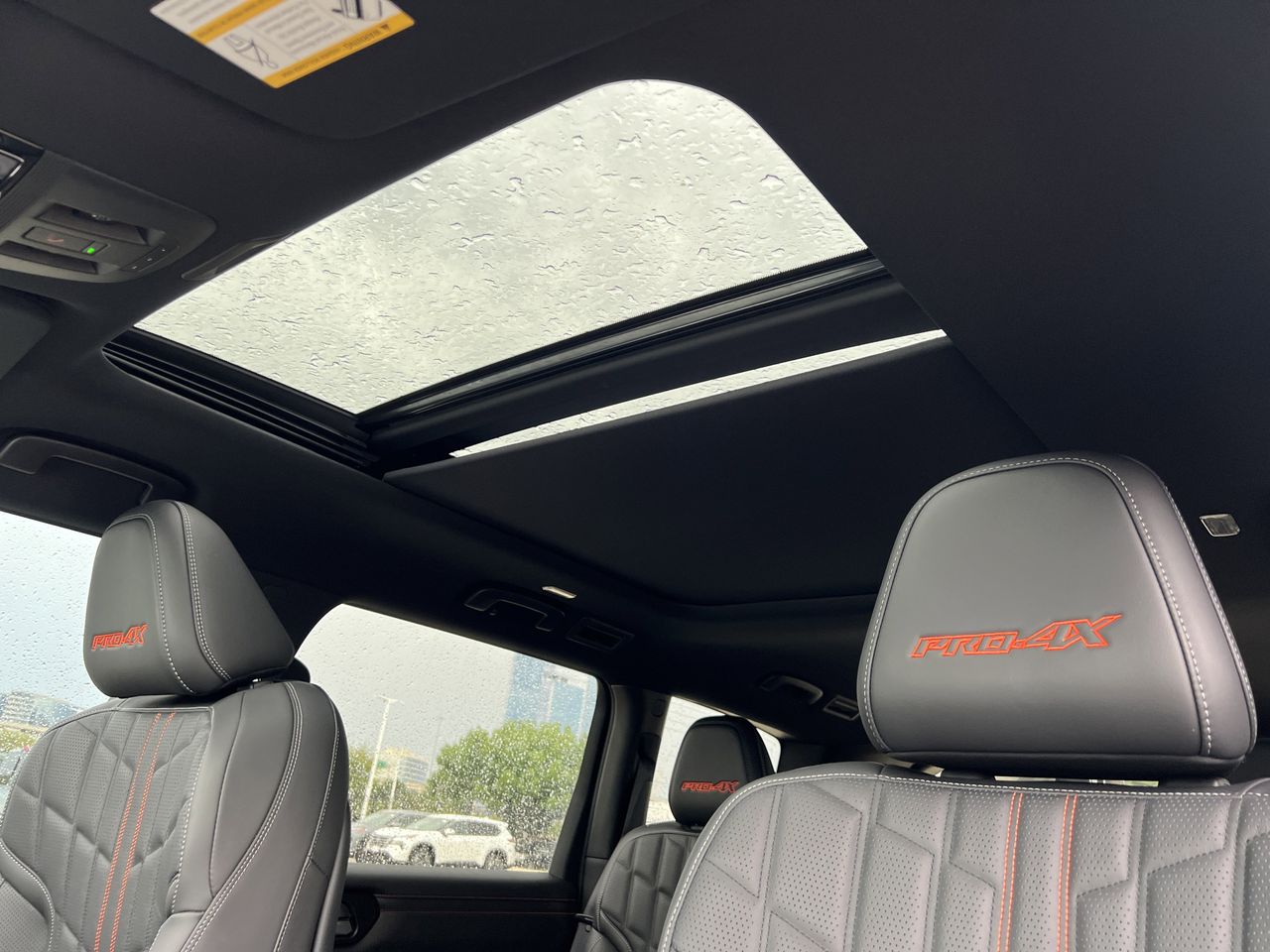 2026 Nissan Armada PRO-4X - Photo 14