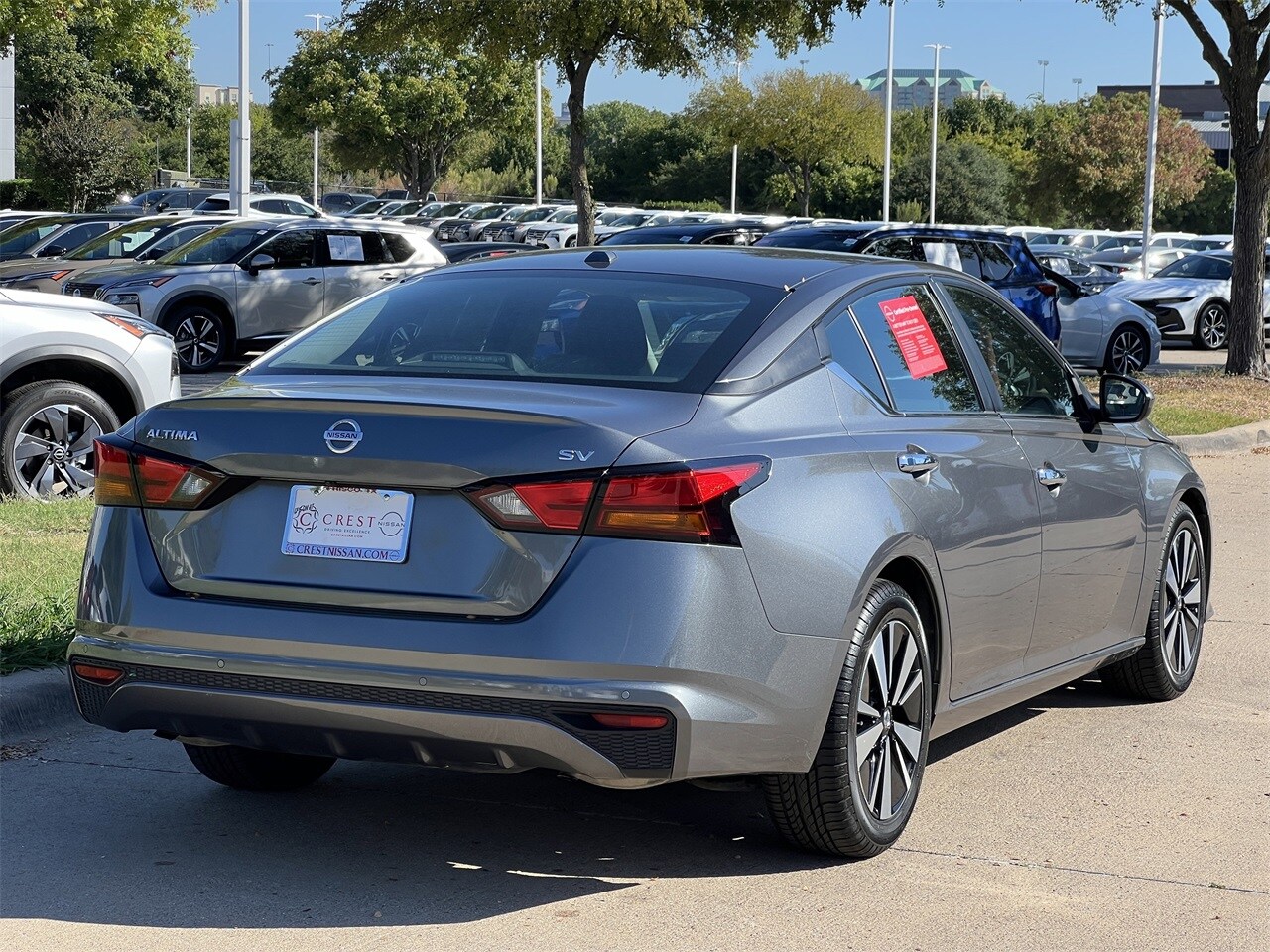 2022 Nissan Altima 2.5 SV photo 2