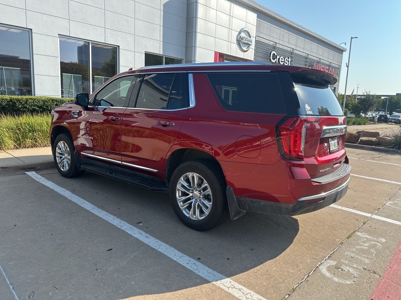 2021 Gmc Yukon SLT photo 3