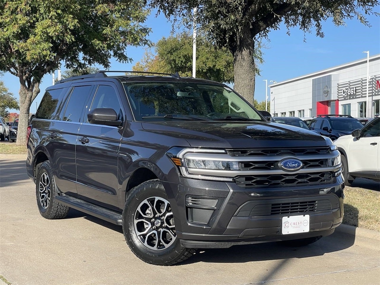 Used 2022 Ford Expedition XLT with VIN 1FMJU1HT9NEA56750 for sale in Frisco, TX