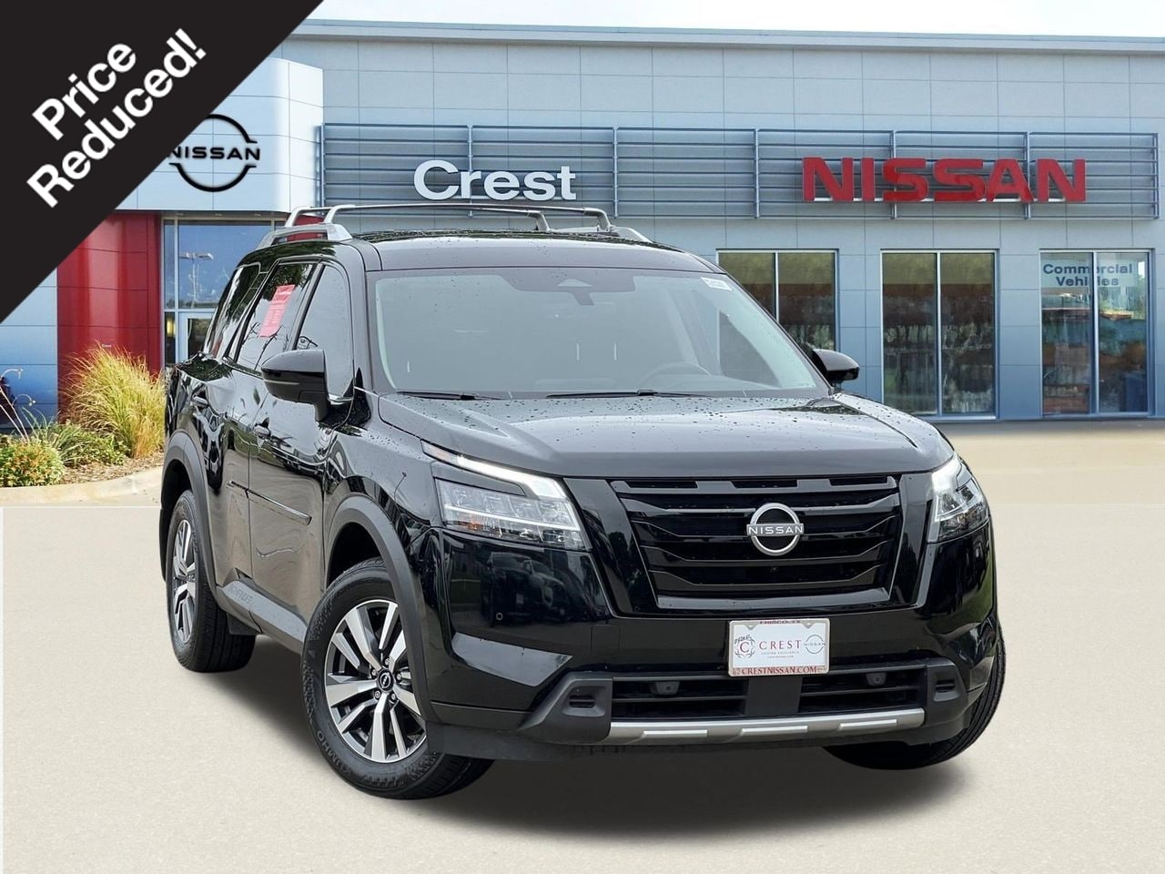 2024 Nissan Pathfinder SL 2WD's photo