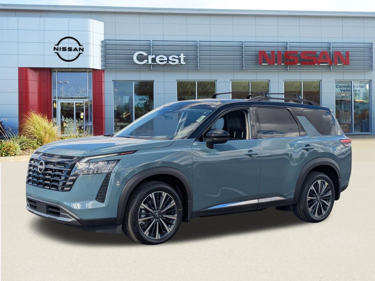 2026 Nissan Pathfinder Platinum 2WD's photo