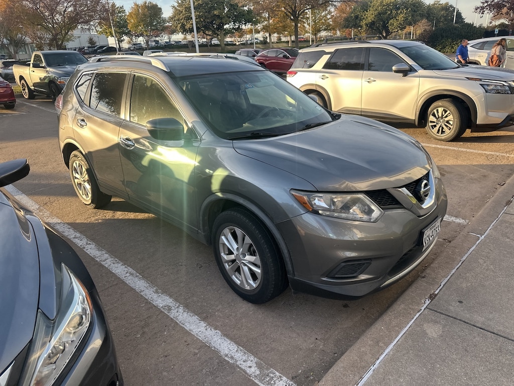 Used 2016 Nissan Rogue SV SUV