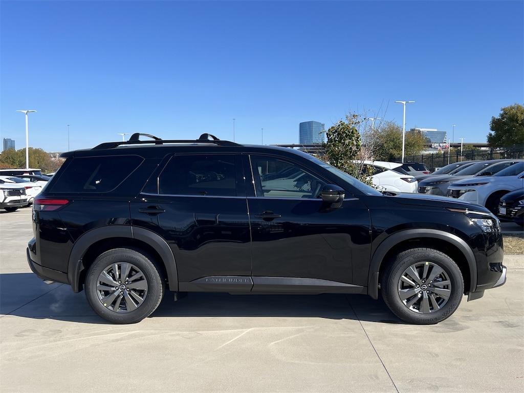 New 2025 Nissan Pathfinder SV SUV