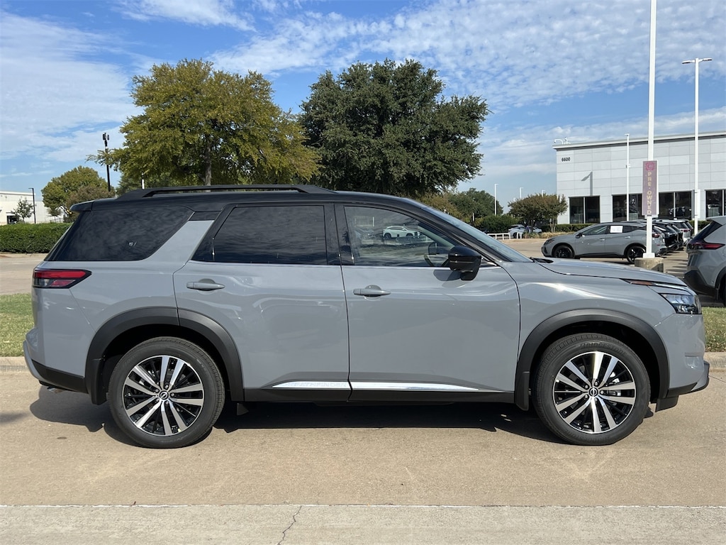 New 2025 Nissan Pathfinder Platinum SUV