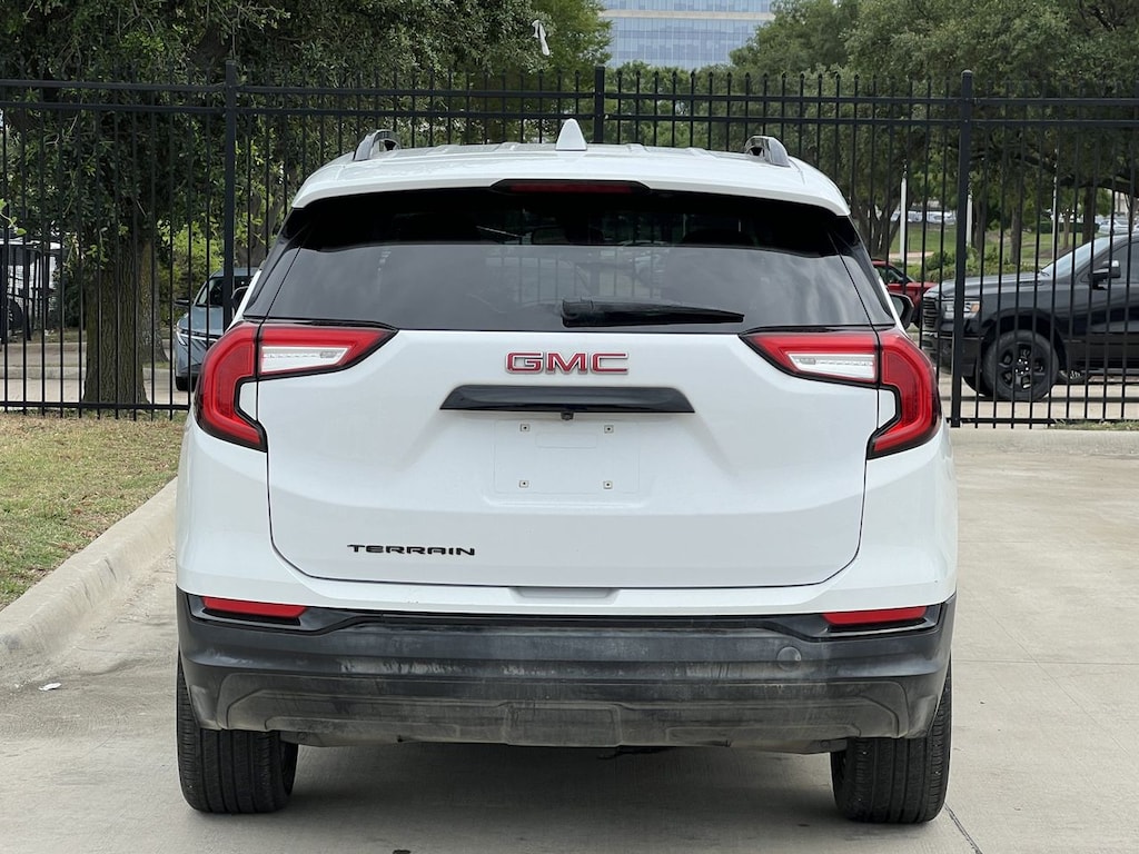 Used 2023 GMC Terrain SLE SUV