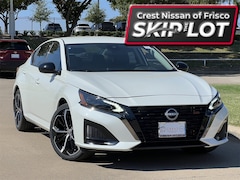 2025 Nissan Altima SR Sedan