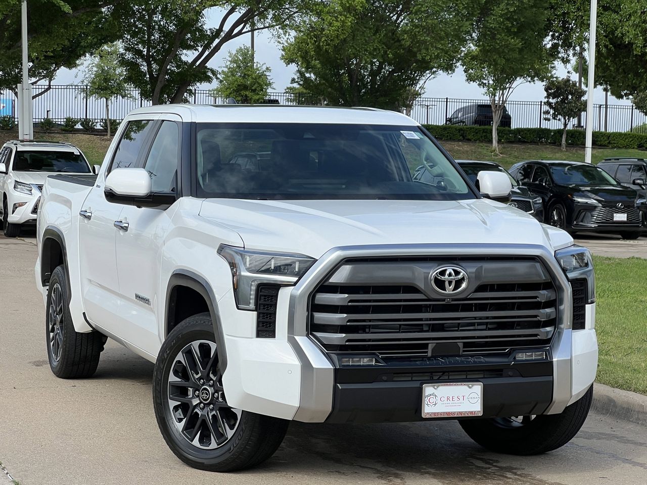 View vehicle photo 2