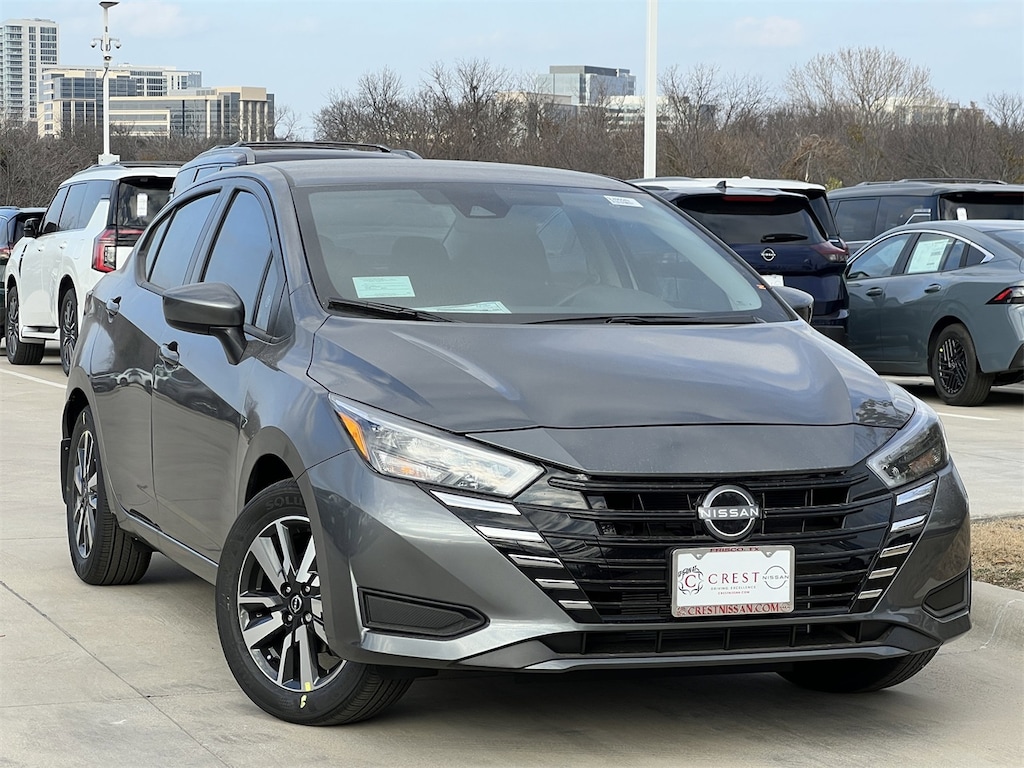 New 2025 Nissan Versa 1.6 SV Sedan