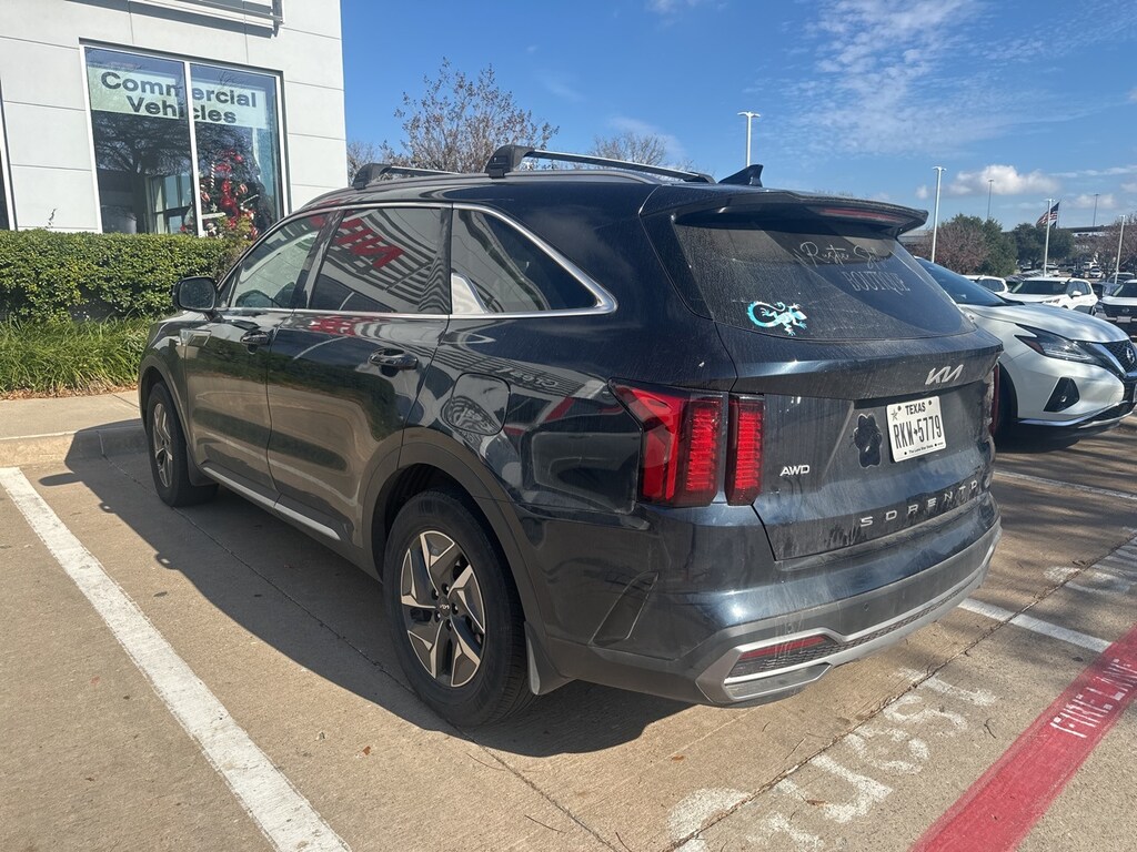 Used 2022 Kia Sorento Hybrid S SUV
