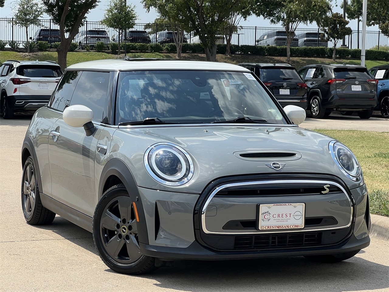 Used 2023 MINI Hardtop 2 Door SE with VIN WMW13DJ07P2T04469 for sale in Frisco, TX