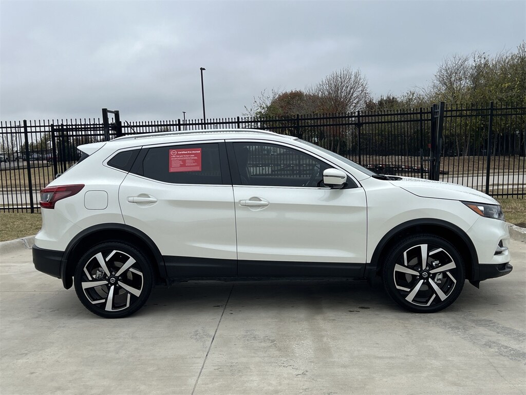 Certified 2022 Nissan Rogue Sport SL SUV