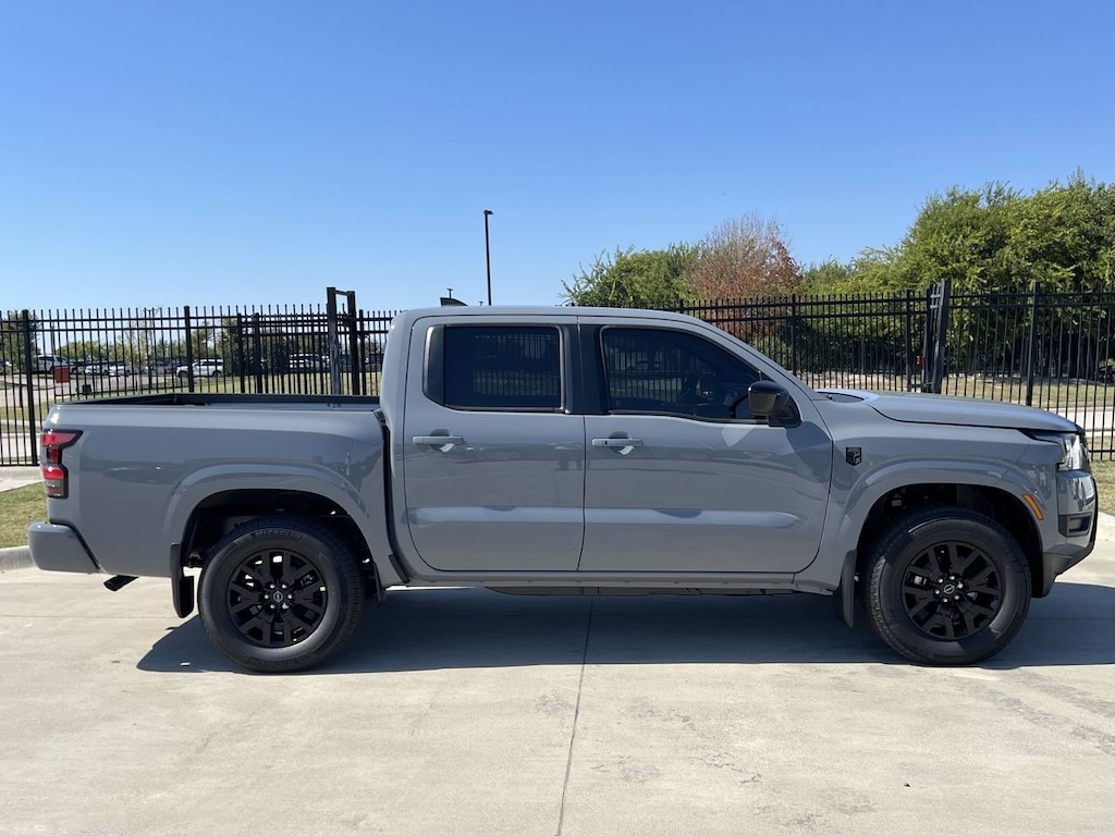 New 2026 Nissan Frontier SV Truck Crew Cab