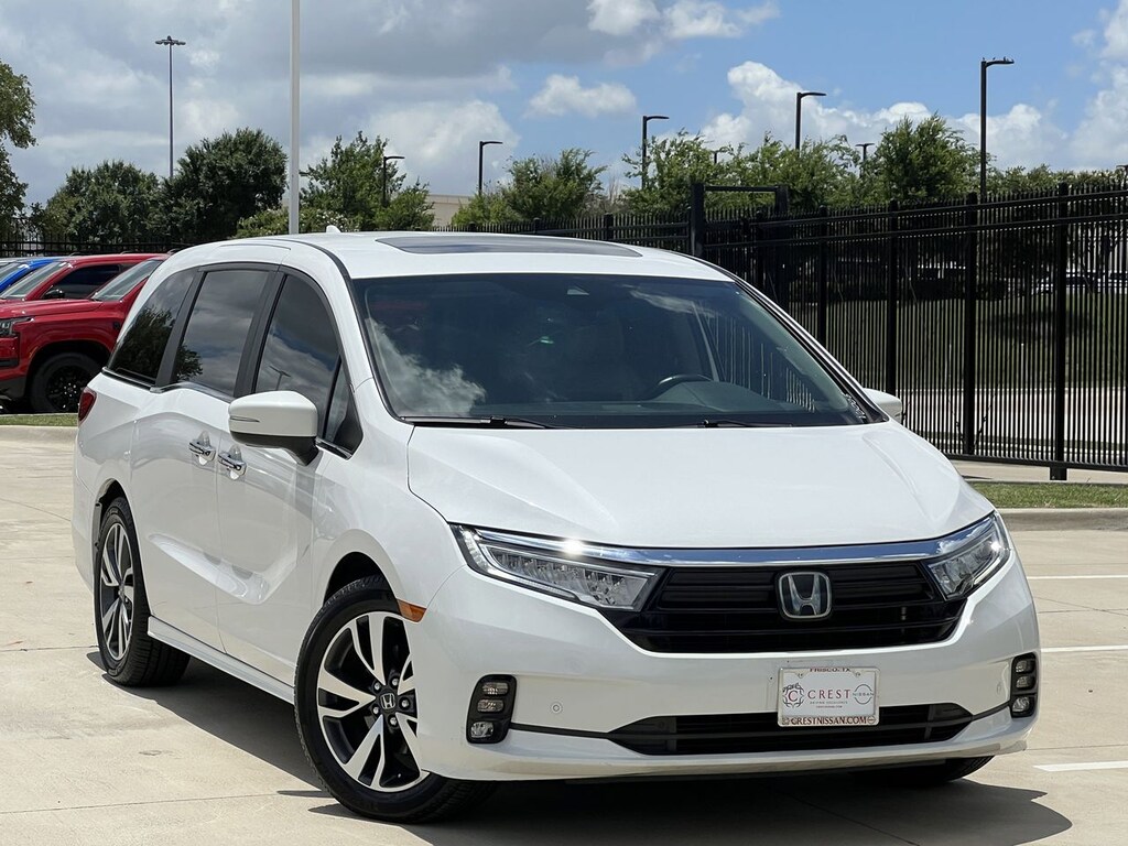 Used 2023 Honda Odyssey Touring Van