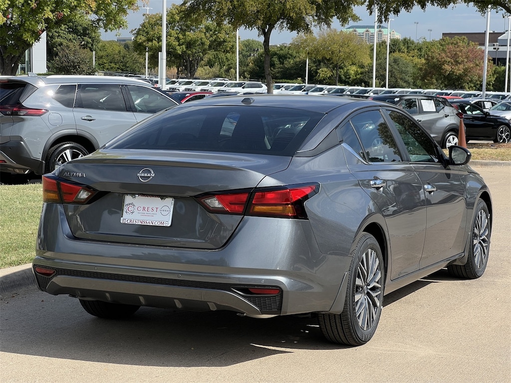 New 2025 Nissan Altima SV Sedan