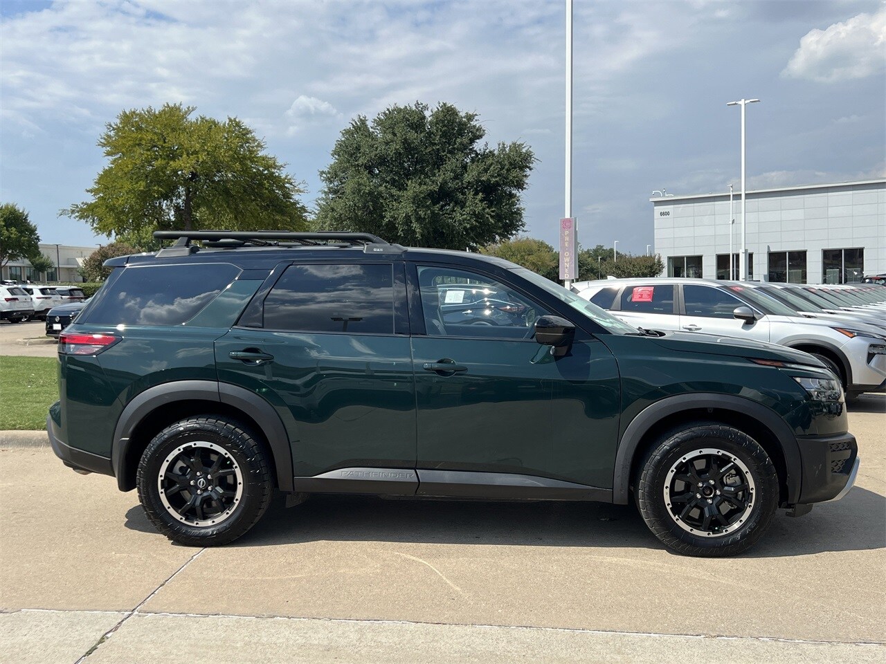 2024 Nissan Pathfinder Rock Creek photo 3