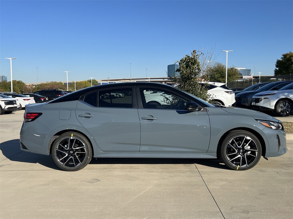 New 2025 Nissan Sentra SR Sedan