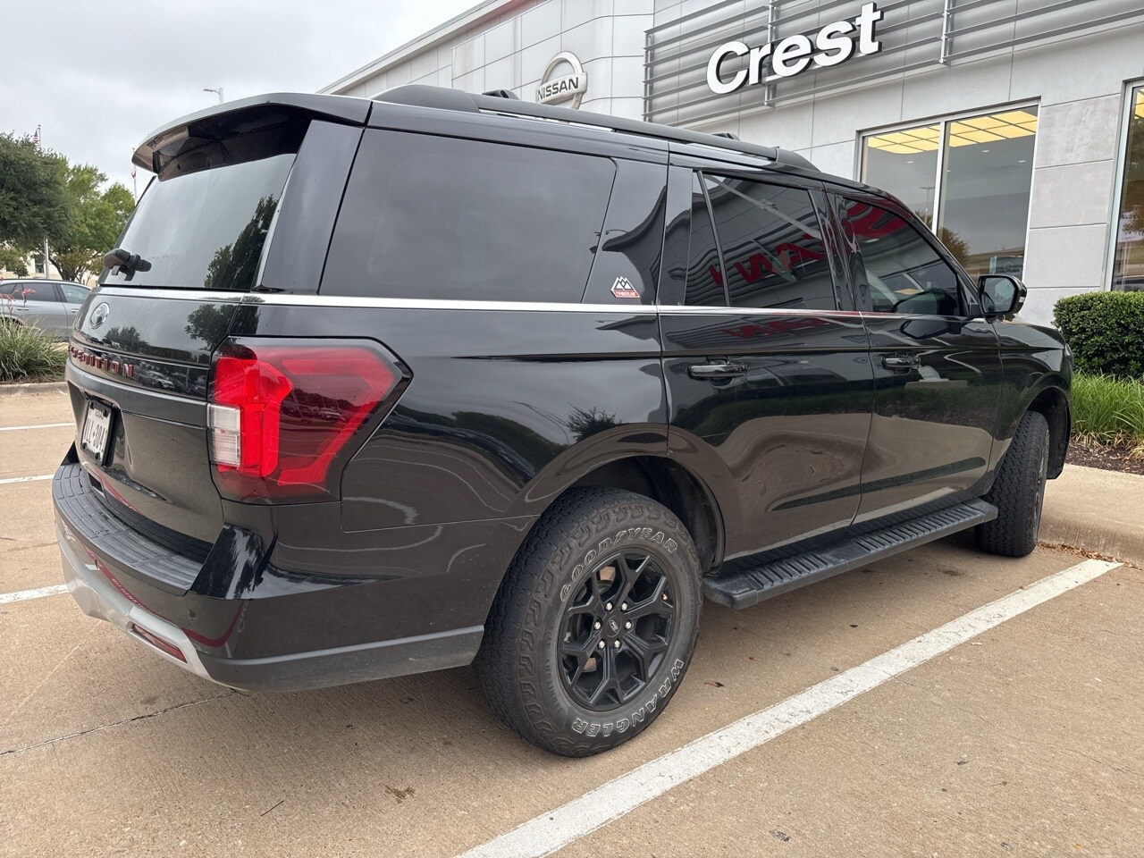 2022 Ford Expedition Timberline photo 2