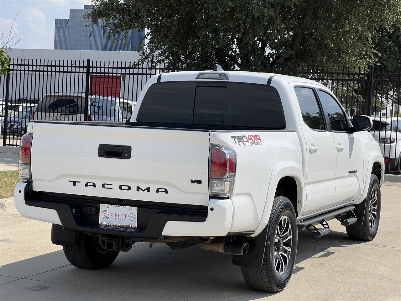 2023 Toyota Tacoma TRD Sport photo 4